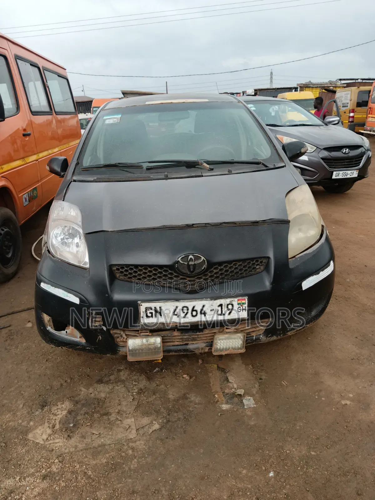 Toyota Vitz 2010 Gray