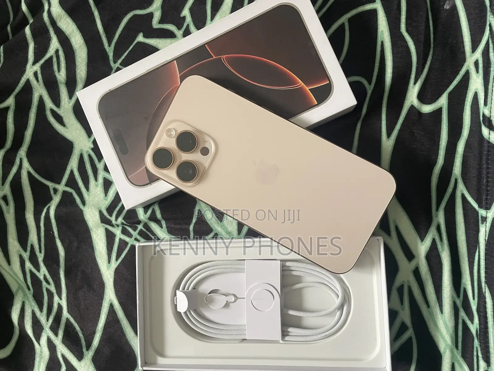 Apple iPhone 16 Pro Max 512 GB Gold