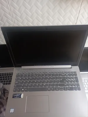Laptop Lenovo IdeaPad 330 8GB Intel Core i3 SSD 256GB