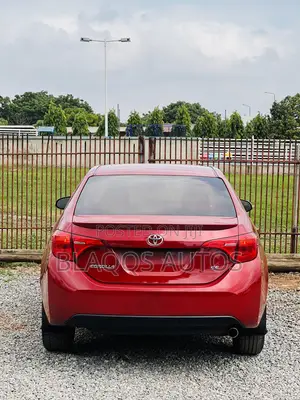 Toyota Corolla 2018 Burgundy