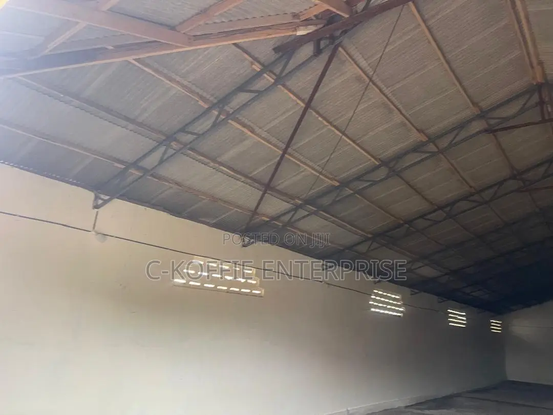 Neat 500 SQM Warehouse for Rent