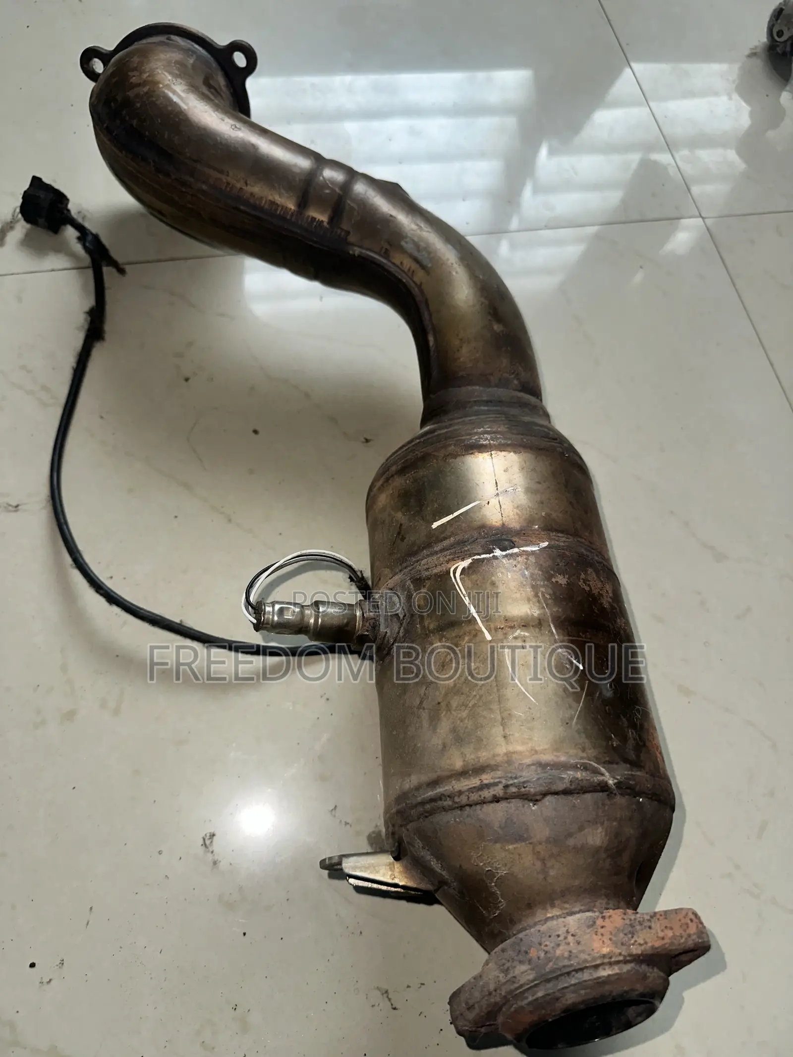 Genuine Mercedes-Benz C250 W204 Catalytic Converter for Sale