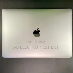 Laptop Apple MacBook Pro 2017 16GB Intel Core i7 SSD 512GB