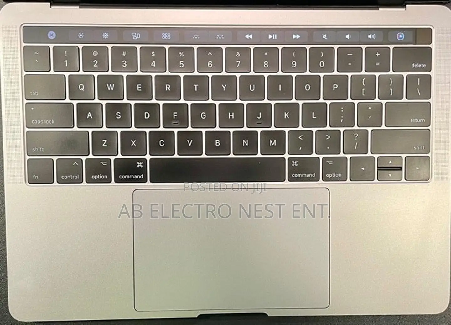 Laptop Apple MacBook Pro 2017 16GB Intel Core i7 SSD 512GB