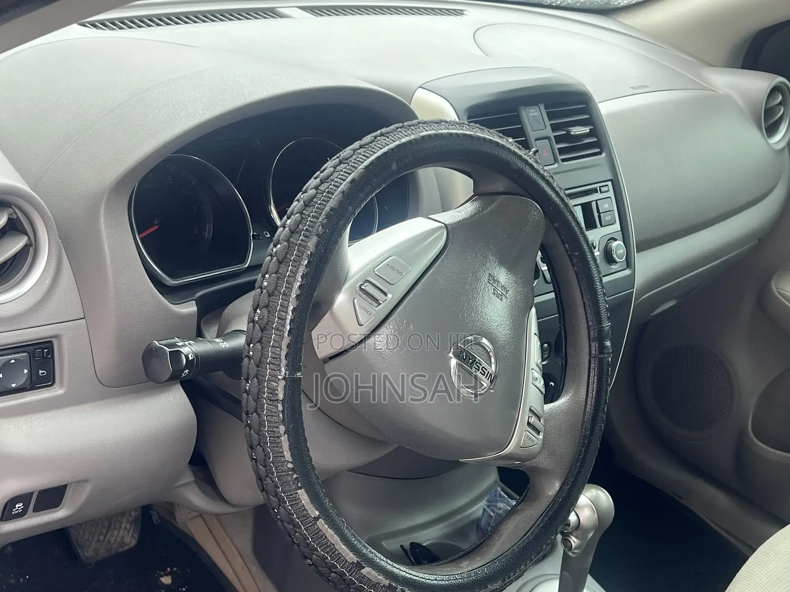 Nissan Versa 1.6 SV 2016 Blue