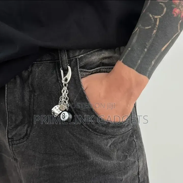 Dice Billard 8-Ball Keychain for Jeans and Bags