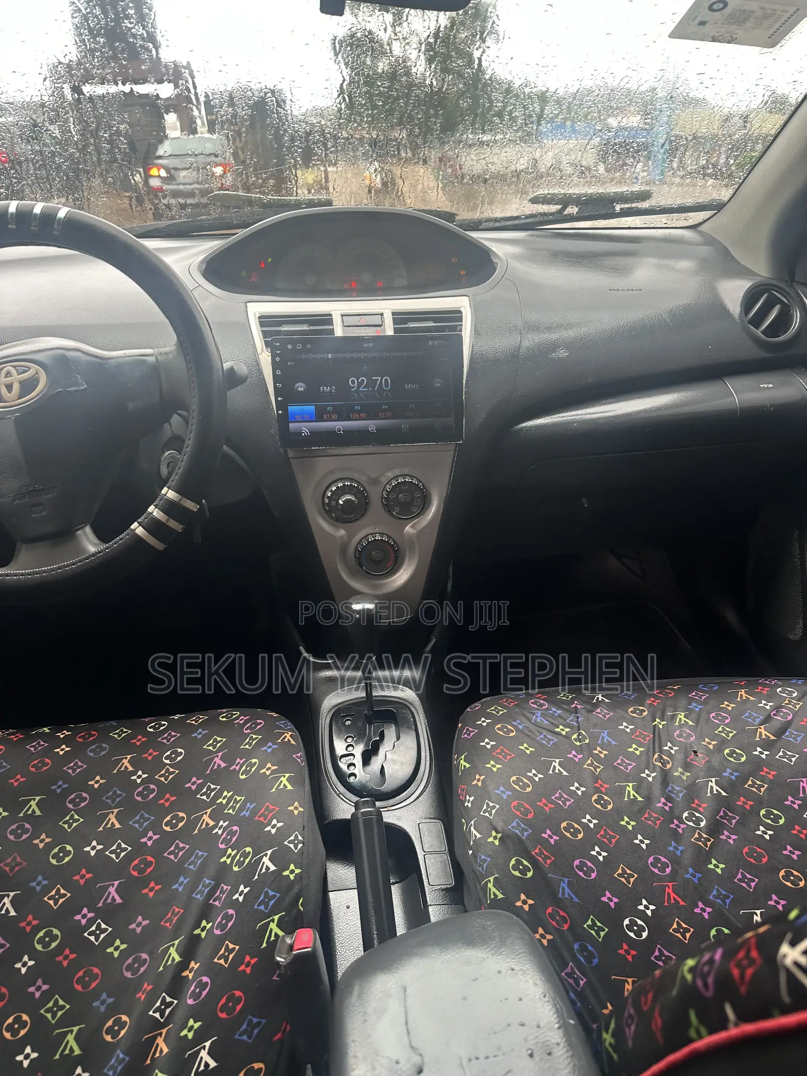 Toyota Yaris 2010 Black