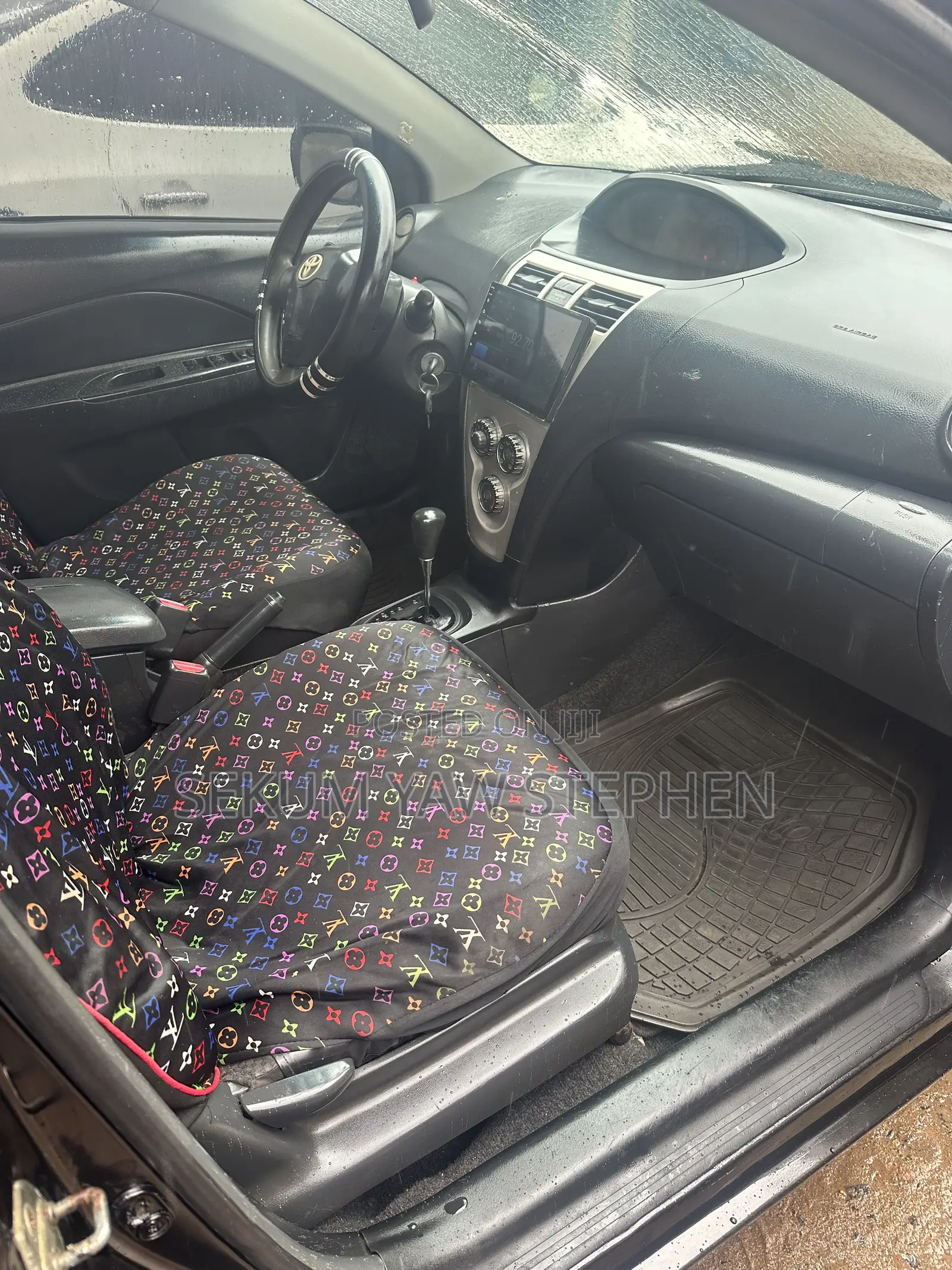 Toyota Yaris 2010 Black