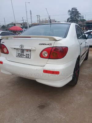 Toyota Corolla 2009 White