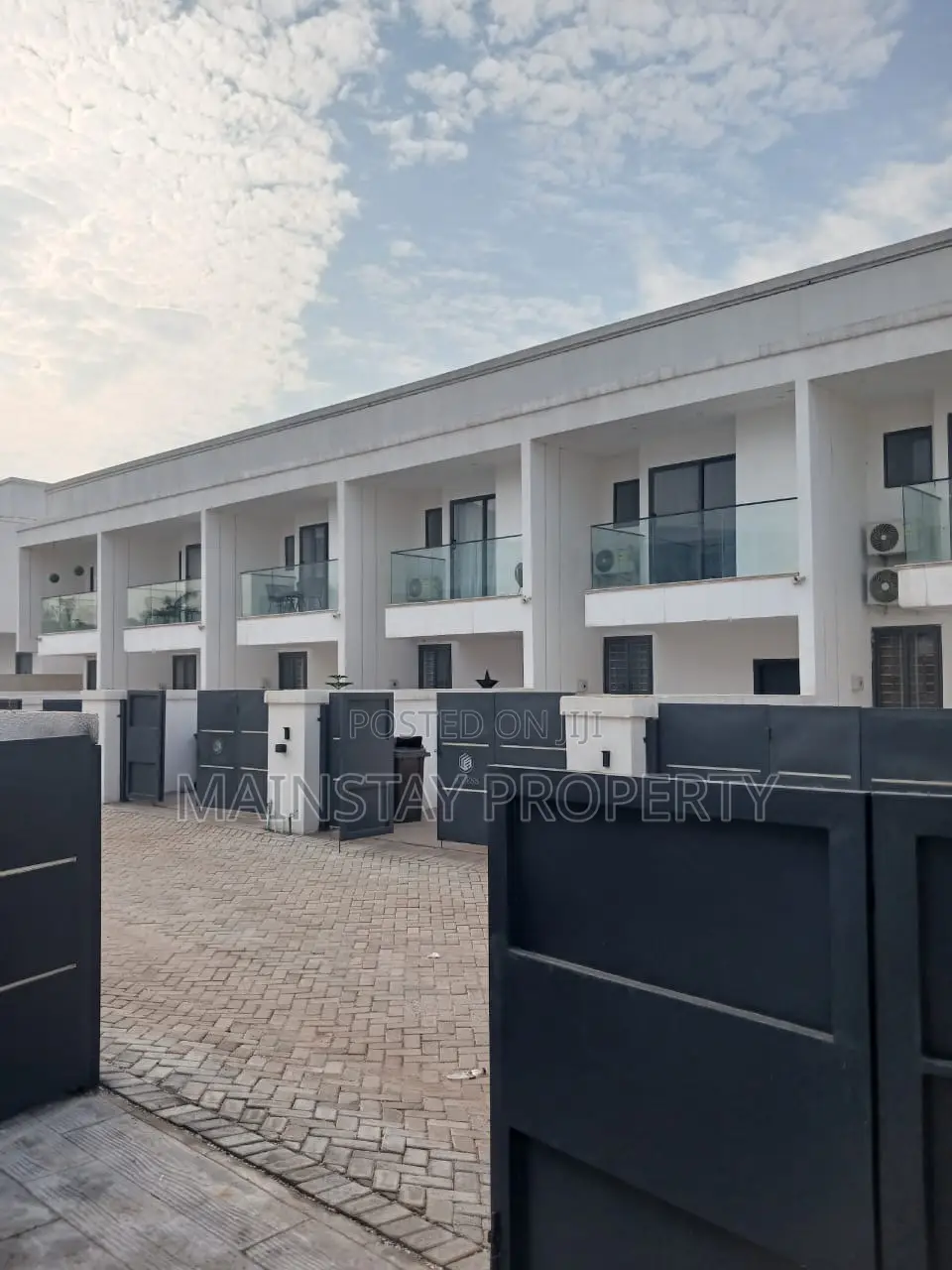 2bdrm Townhouse/Terrace in Mainstay Estates, Nmai-Dzorn for sale