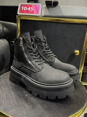 A Very Nice Boots