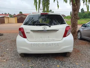 Toyota Vitz 2014 Gray