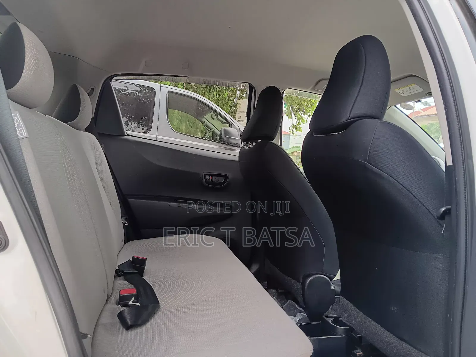 Toyota Vitz 2014 Gray