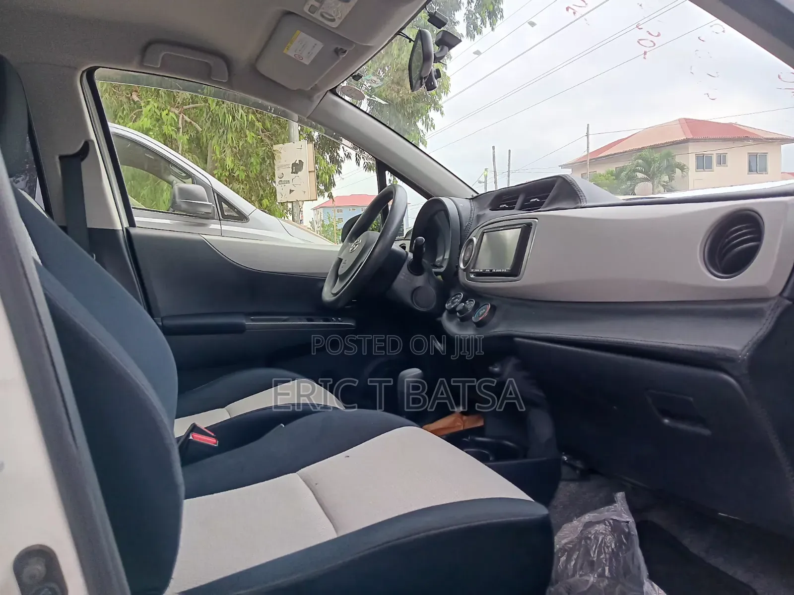 Toyota Vitz 2014 Gray