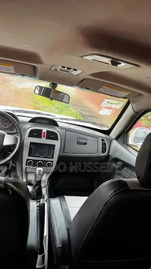 Tata Xenon 2024 White