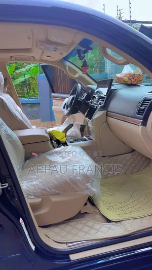 Toyota Land Cruiser 2022 Black