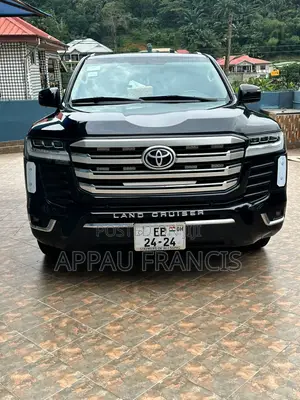 Toyota Land Cruiser 2022 Black
