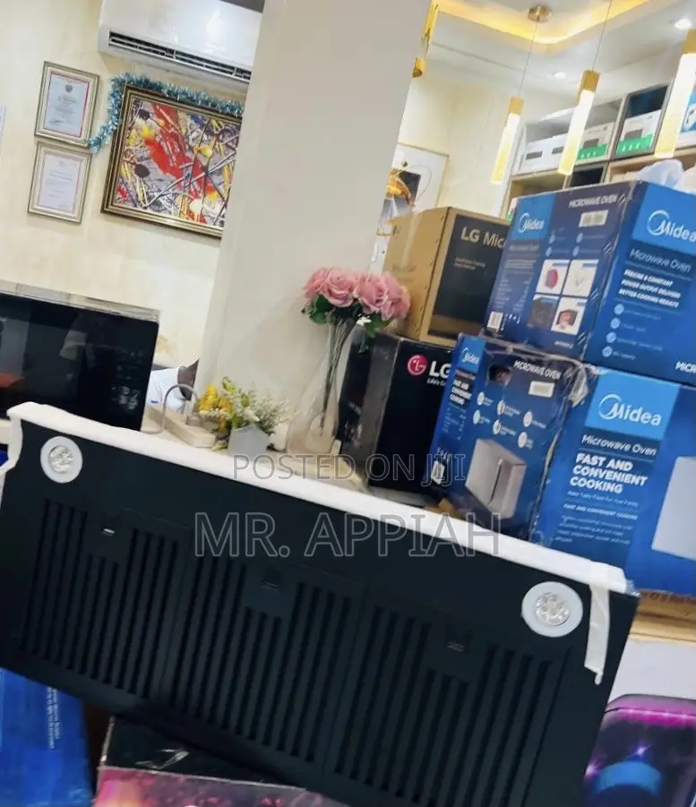 Buy Sleek Kenwood 900T Built in Electric Heat Extractor 