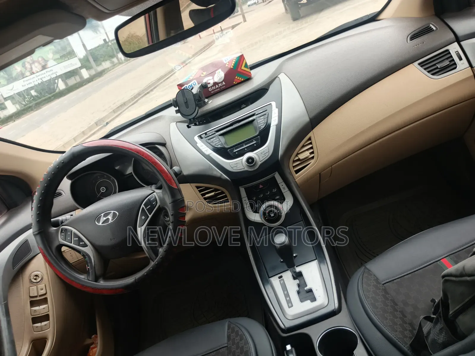 Hyundai Elantra 2013 Red