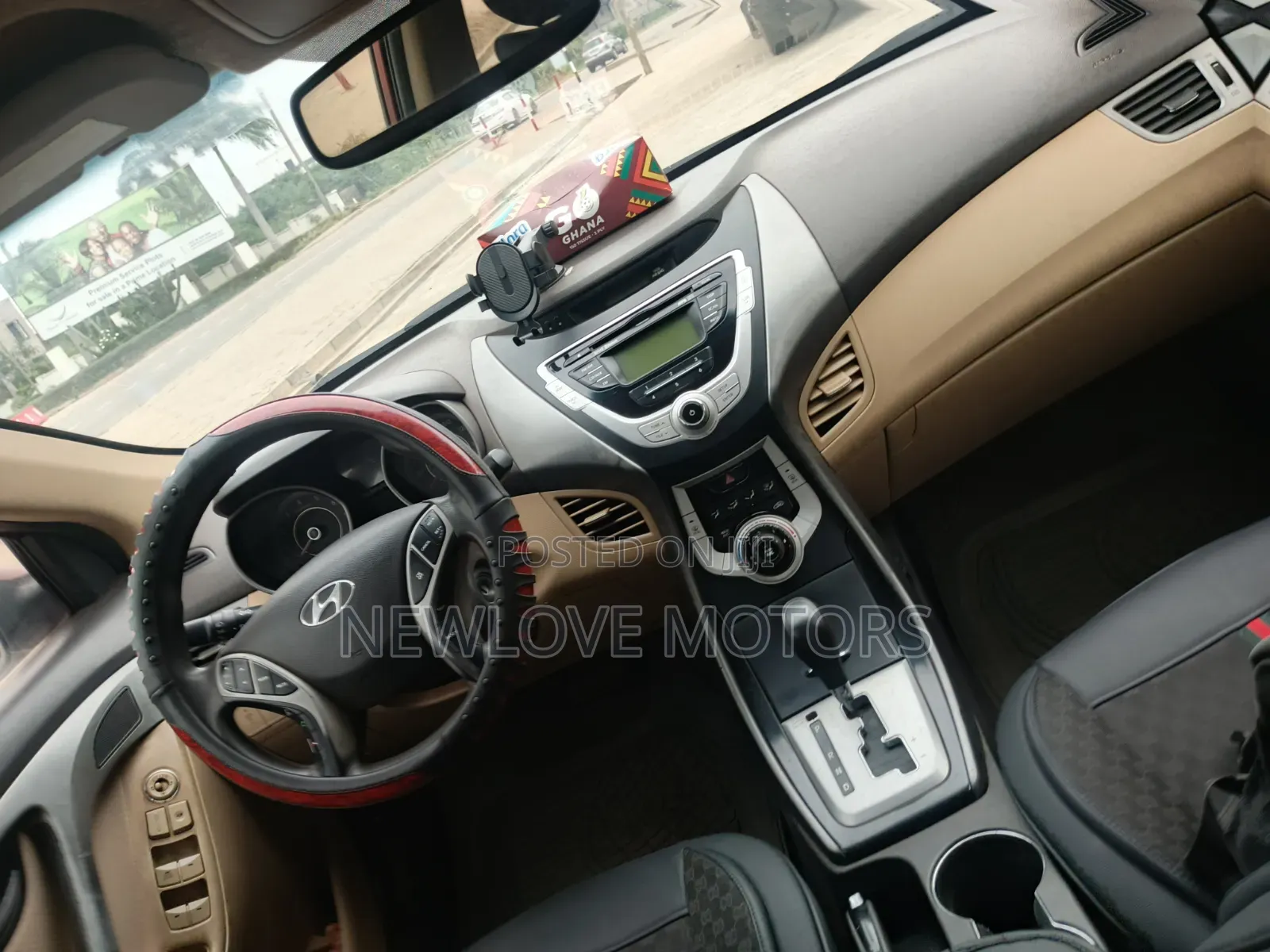 Hyundai Elantra 2013 Red