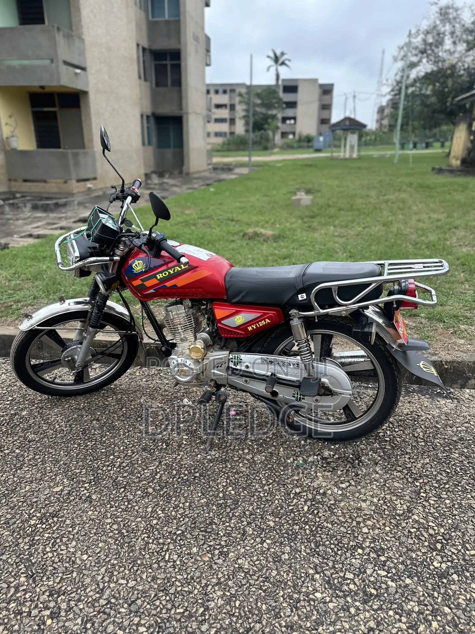 Royal RY125 2026 Red