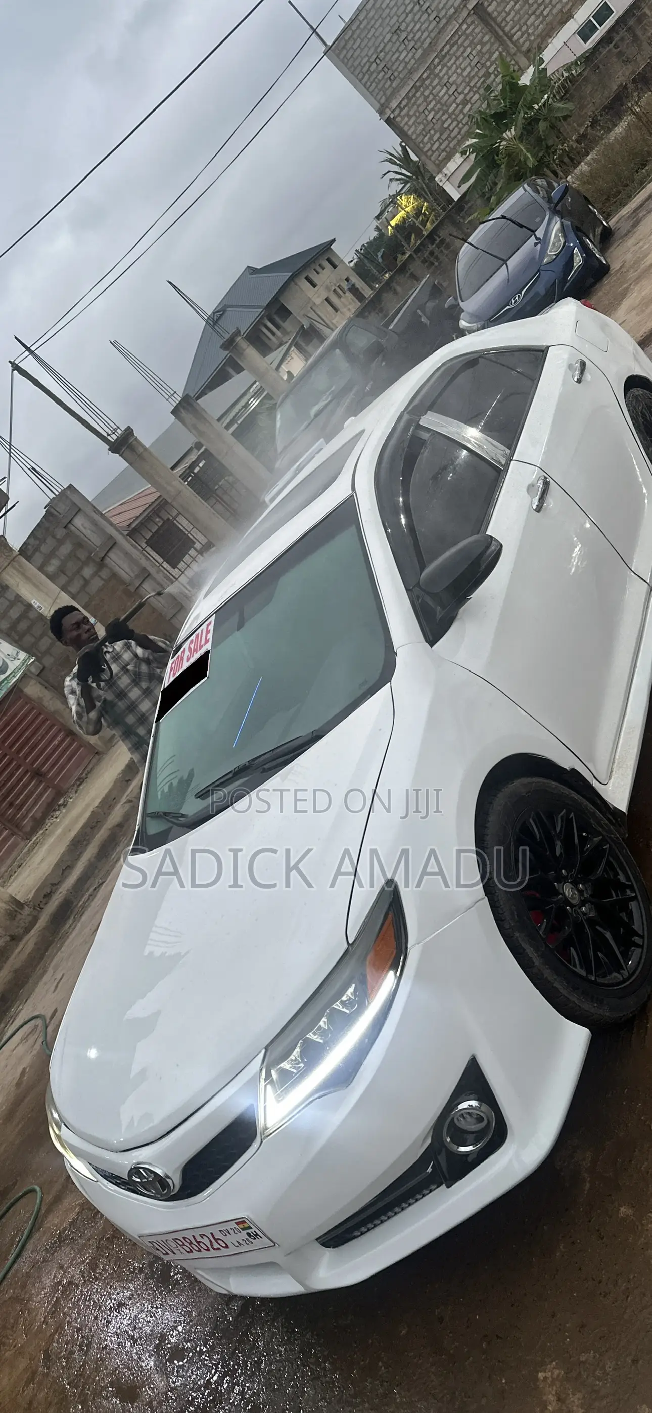 Toyota Camry SE 4dr Sedan (2.5L 4cyl 6A) 2014 White