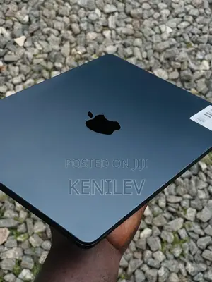 Laptop Apple MacBook Air 2023 M2 16GB Apple M2 SSD 512GB