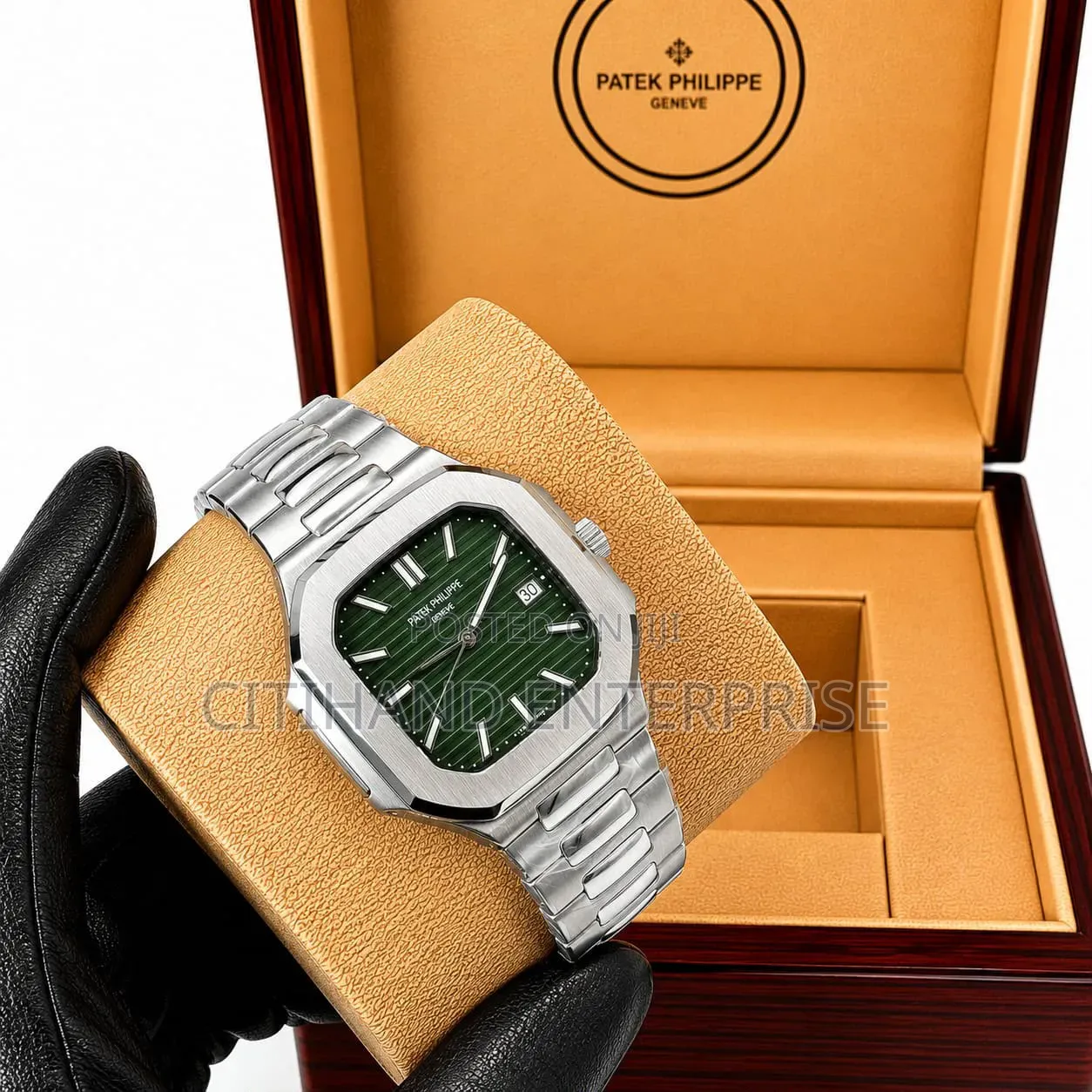 Classy Patek Cubitus - Look Special Out There!