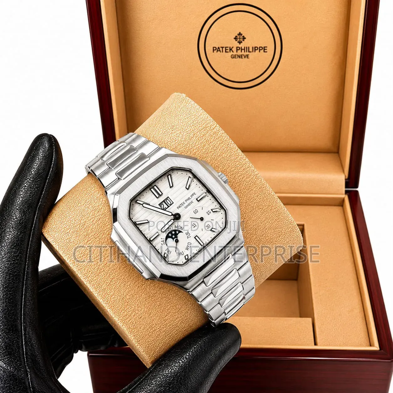 Classy Patek Cubitus - Look Special Out There!