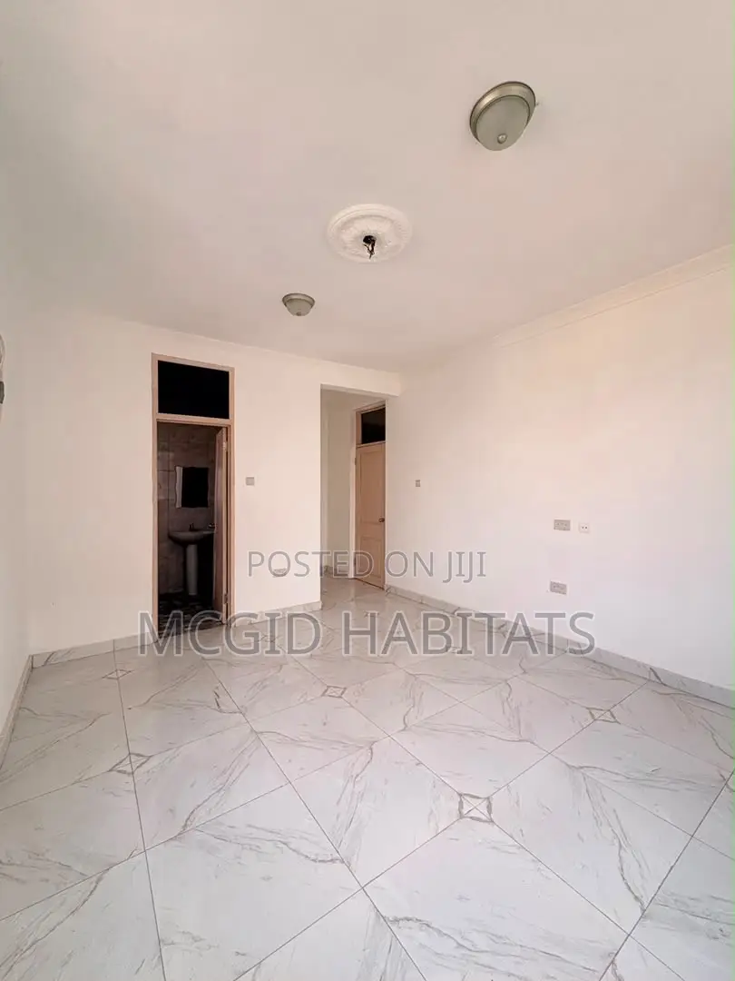2bdrm Apartment in Ashaley Botwe for rent