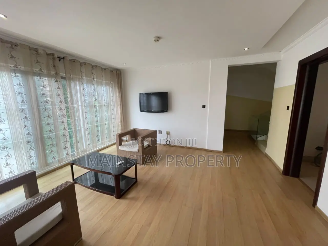 Furnished 4bdrm Townhouse / Terrace for rent