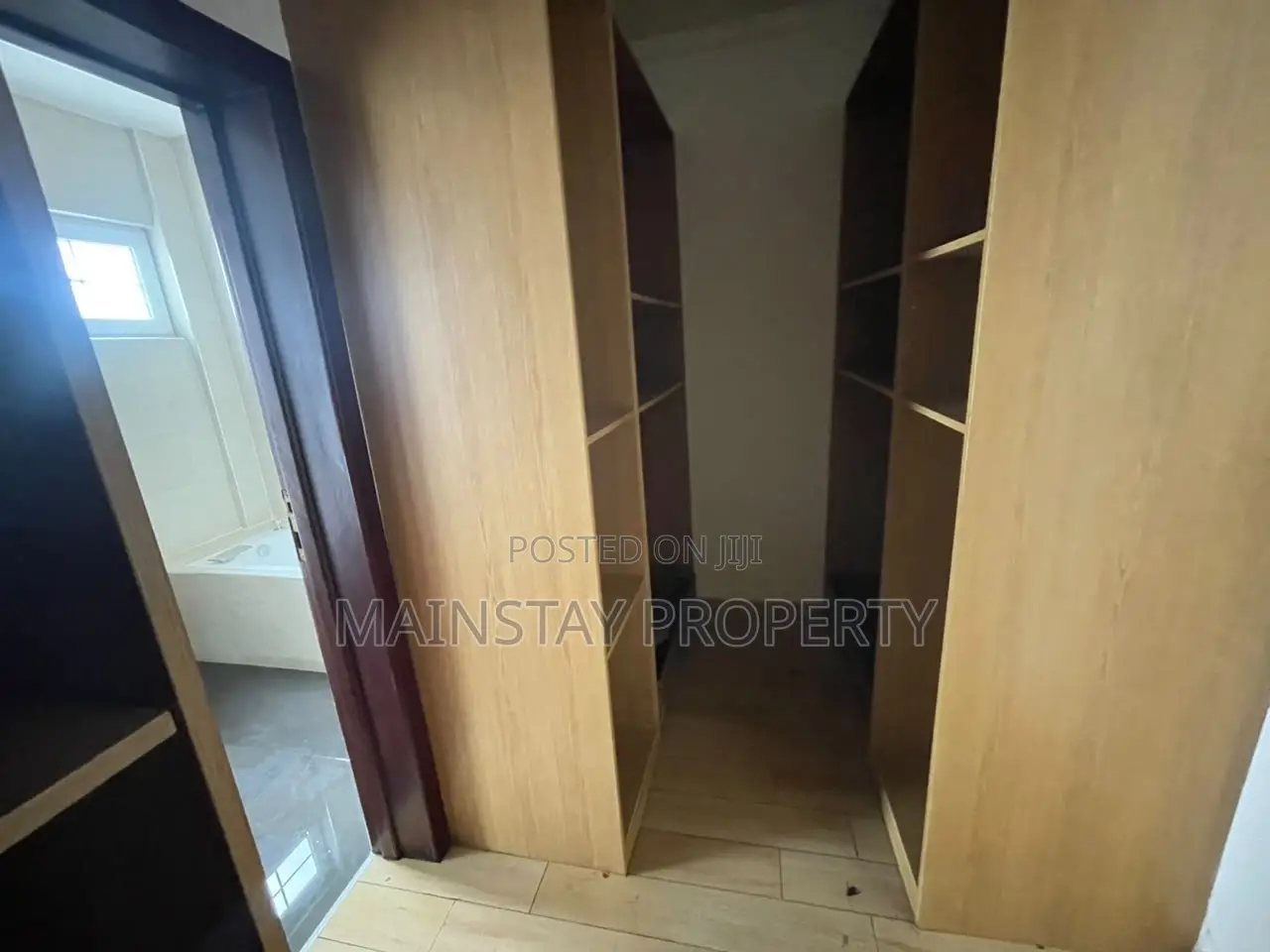 Furnished 4bdrm Townhouse / Terrace for rent