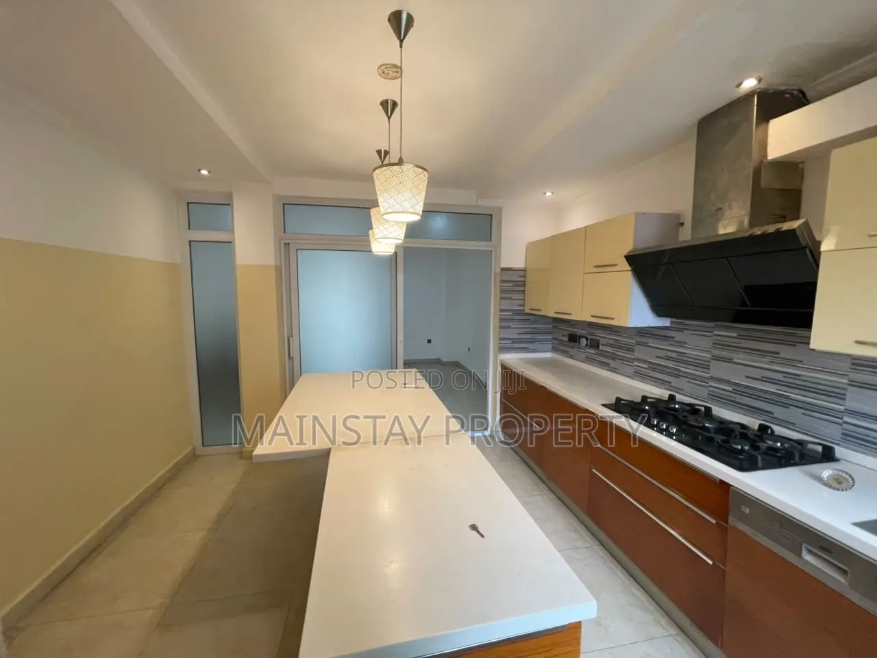 Furnished 4bdrm Townhouse / Terrace for rent