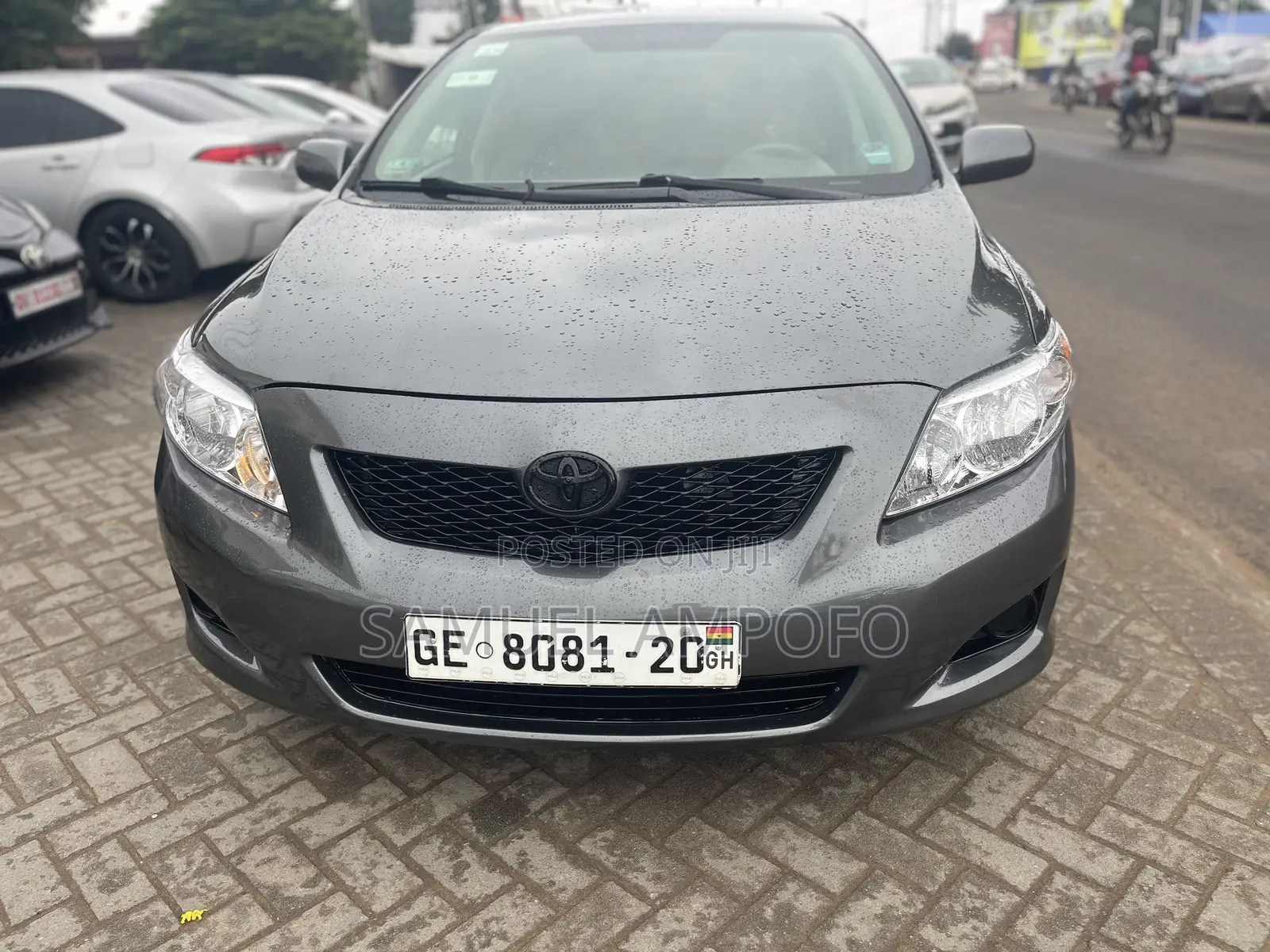 Toyota Corolla LE 4dr Sedan (1.8L 4cyl 4A) 2010 Gray