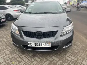 Toyota Corolla LE 4dr Sedan (1.8L 4cyl 4A) 2010 Gray