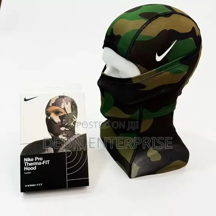 Nike Pro Therma-Fit Hood