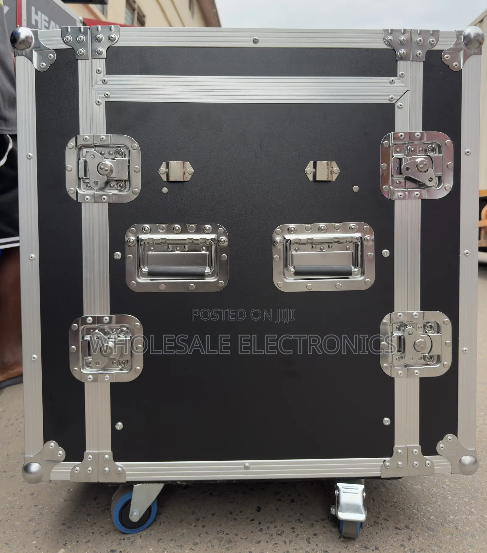 Amplifier Rack 14 Unit DJ With Table