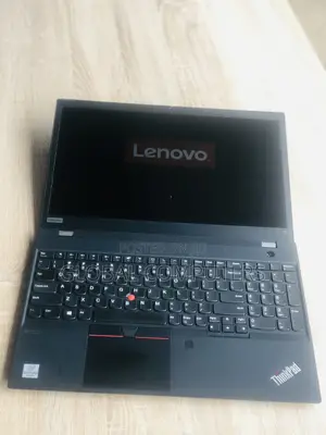 Laptop Lenovo ThinkPad T15 Gen1 8GB Intel Core i5 SSD 256GB