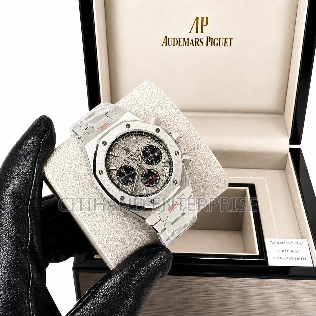 Classy Audemars Piquet Watch - High and Stylish !