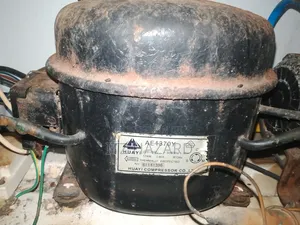 Working Huayi AE1370Y Refrigerator Compressor – R134