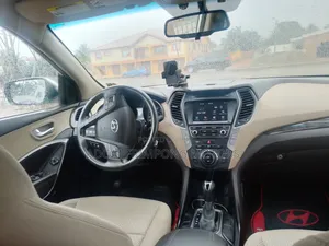 Hyundai Santa Fe 2016 White