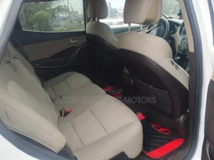 Hyundai Santa Fe 2016 White