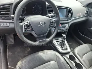 Hyundai Elantra 2018 Gray