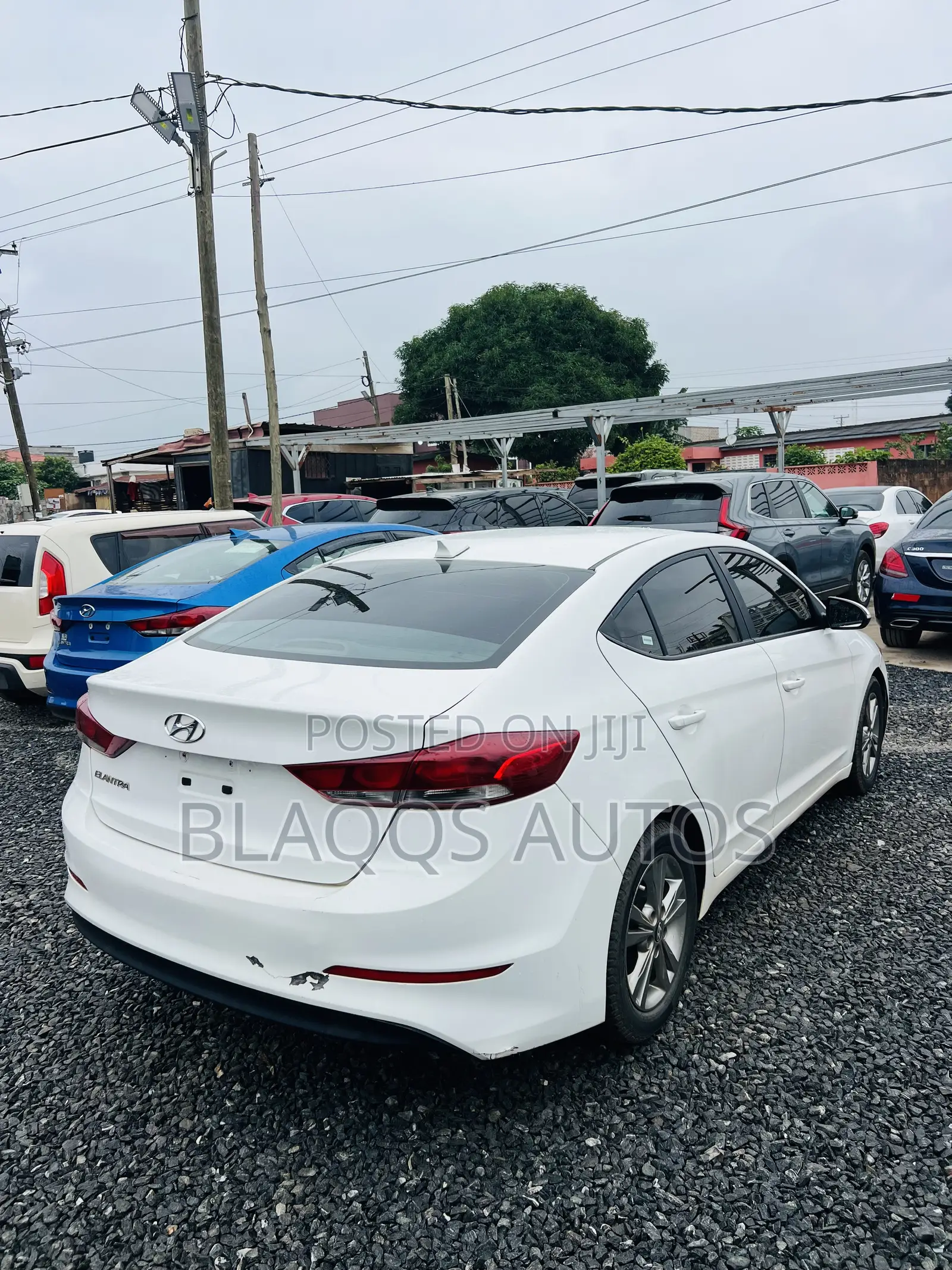 Hyundai Elantra 2017 White