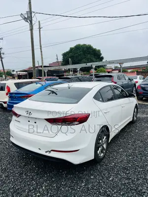 Hyundai Elantra 2017 White
