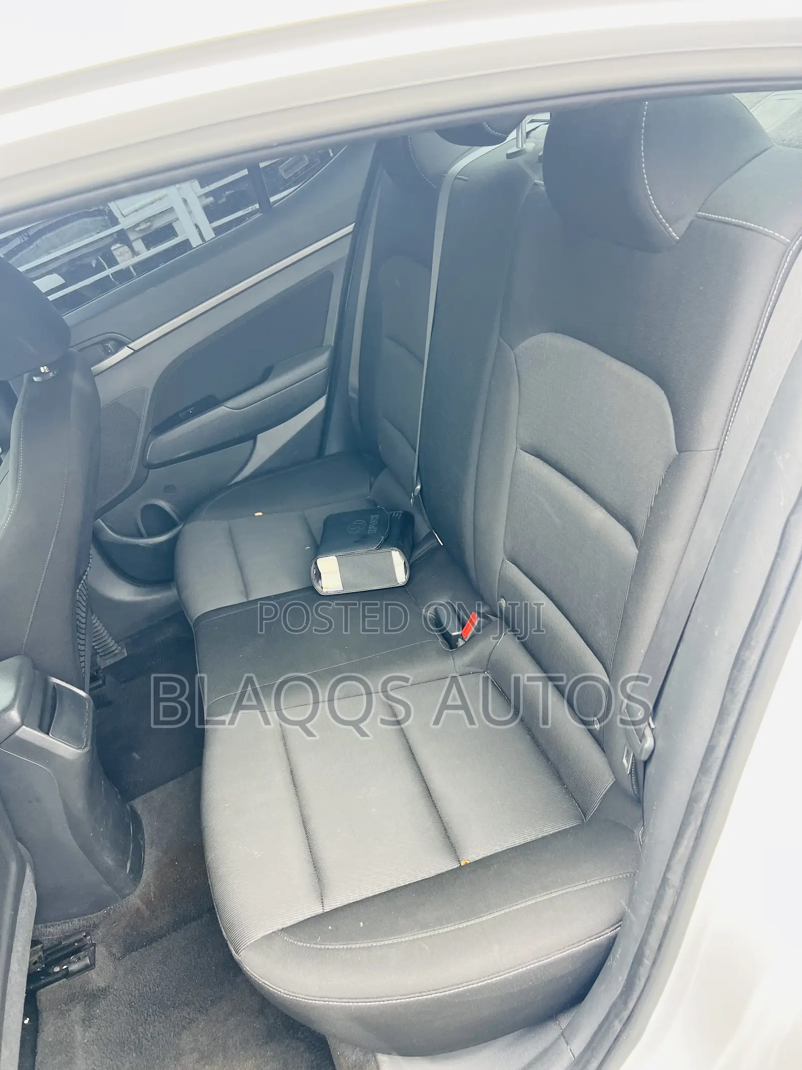Hyundai Elantra 2017 White
