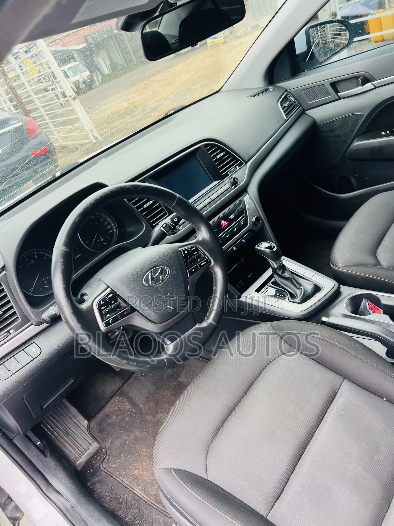 Hyundai Elantra 2017 White