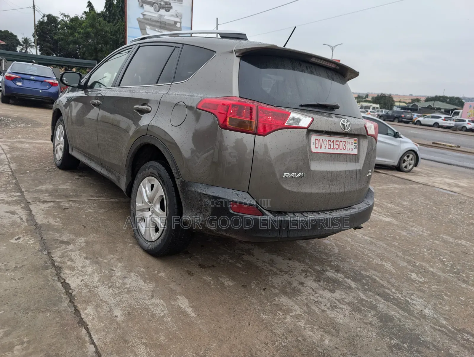 Toyota RAV4 LE 4dr SUV AWD (2.5L 4cyl 6A) 2015 Brown