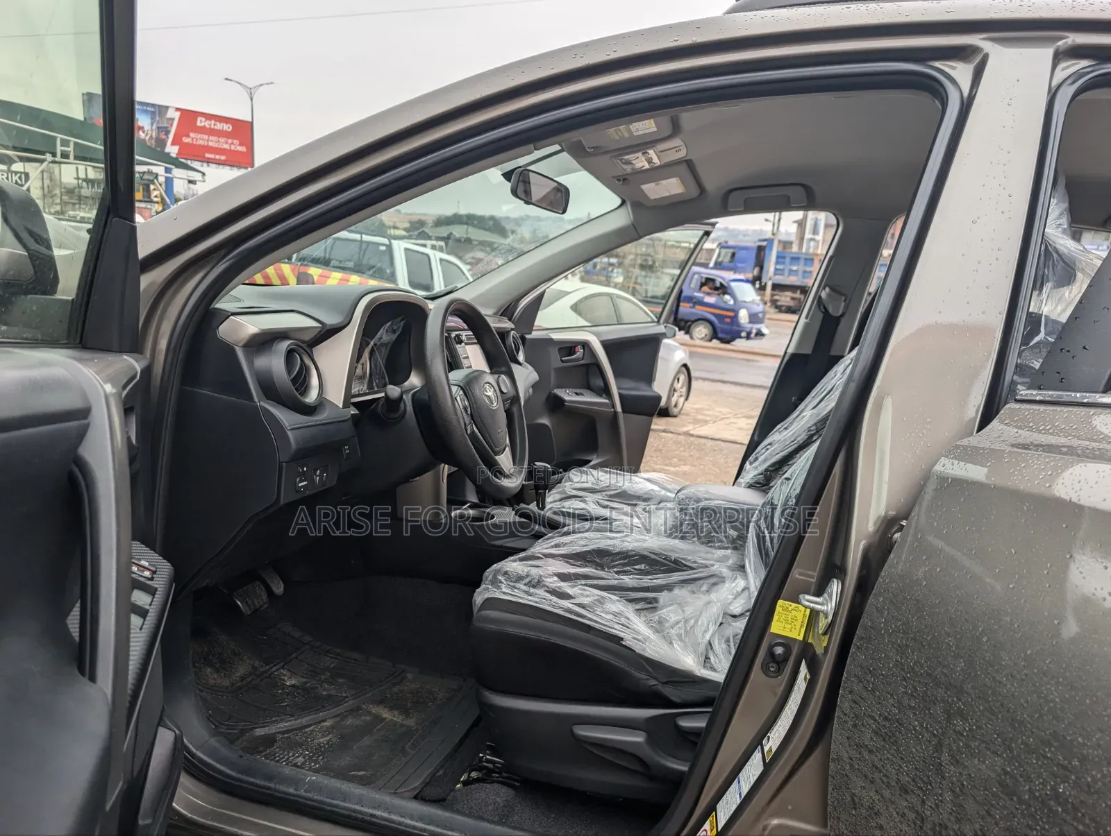 Toyota RAV4 LE 4dr SUV AWD (2.5L 4cyl 6A) 2015 Brown