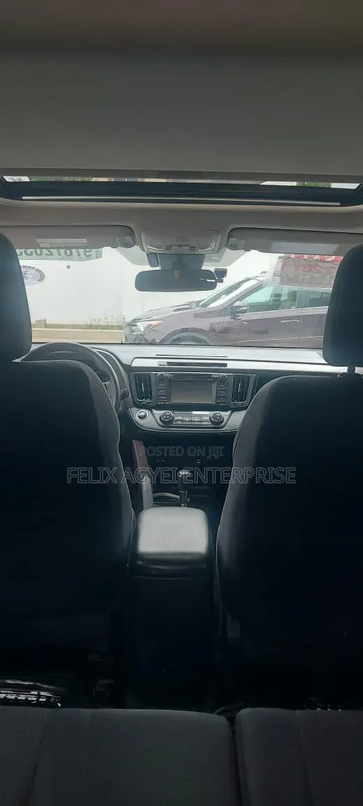 Toyota RAV4 2018 Blue